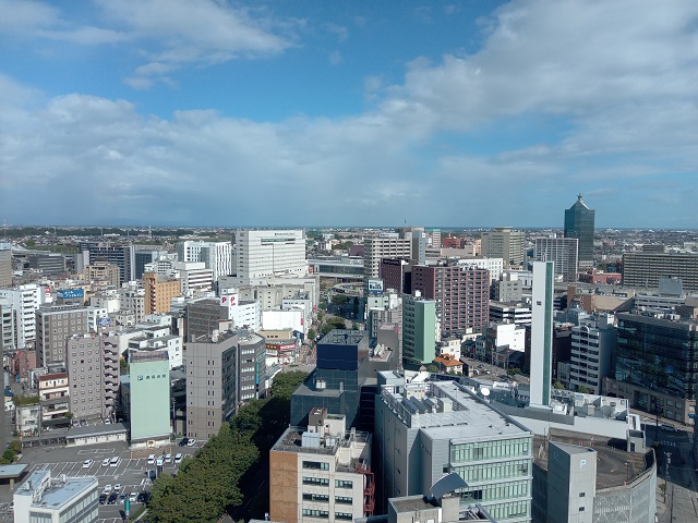 富山市役所の地上70メートルの展望台からの景色４の画像