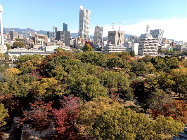 広島城天守閣の展望室からの眺めの画像