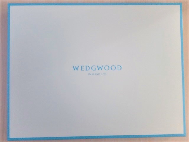 ウェッジウッドワイルドストロベリーティーバッグセットの箱の画像